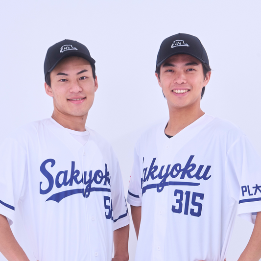 コバ手書きロゴキャップ